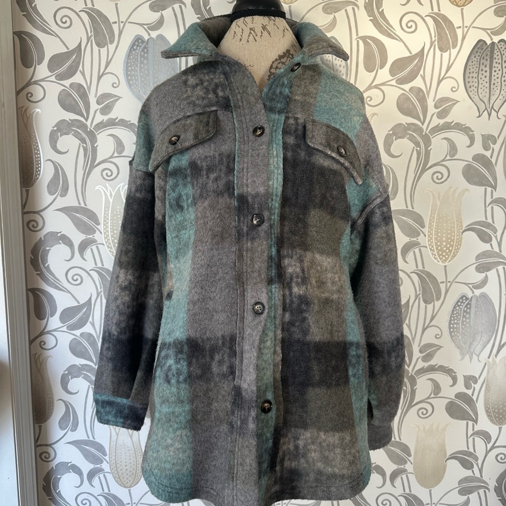 BiBi Plaid Utility Jacket - Gray and Green